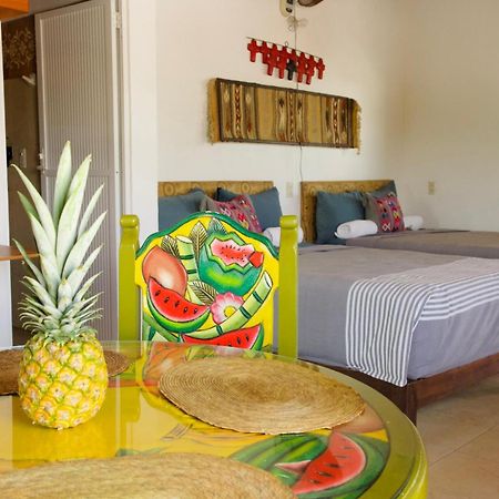 Lalora Hotel & Villas ซาน พาทริชิโอ เมลาเก ภายนอก รูปภาพ