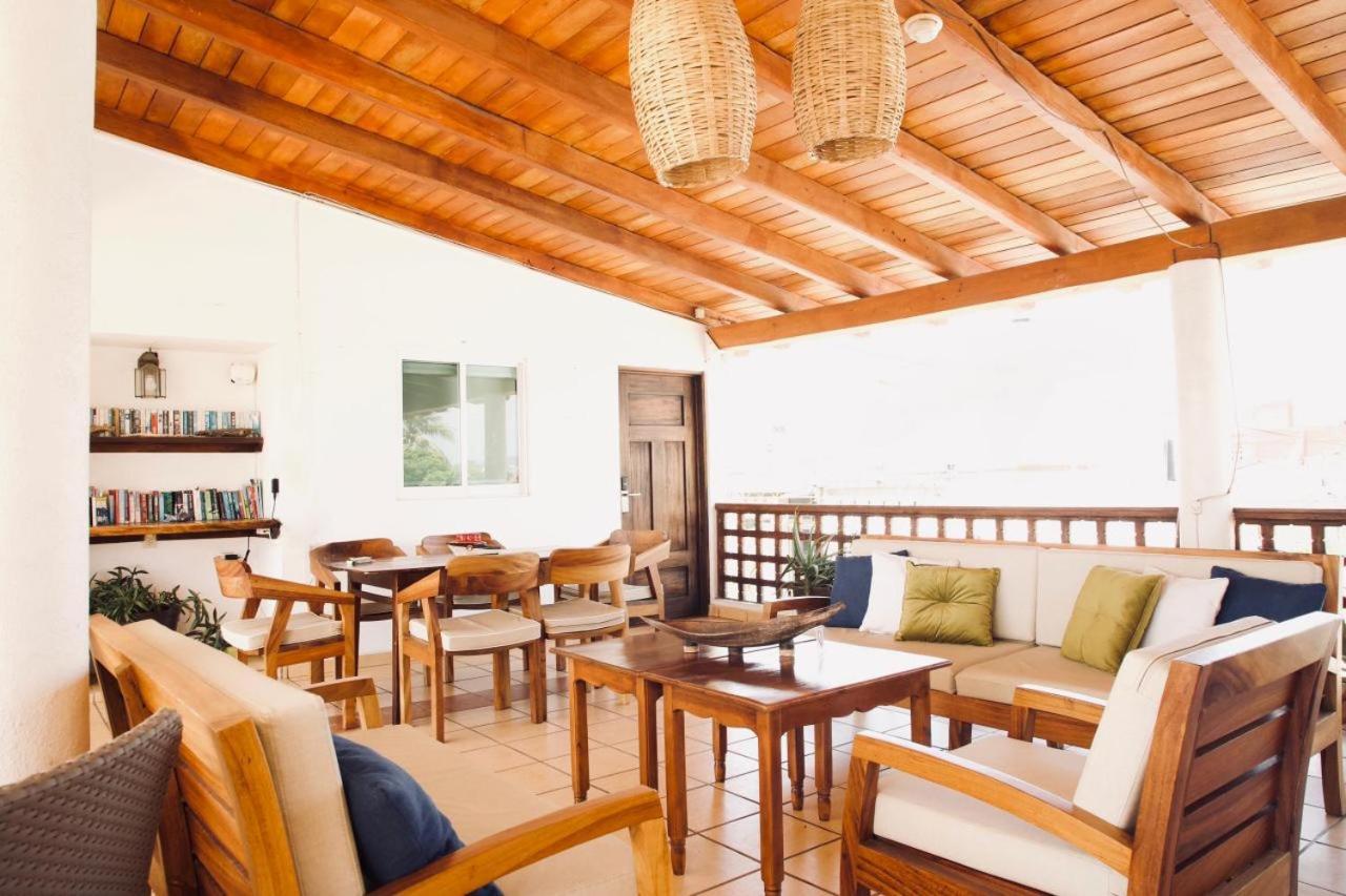 Lalora Hotel & Villas ซาน พาทริชิโอ เมลาเก ภายนอก รูปภาพ