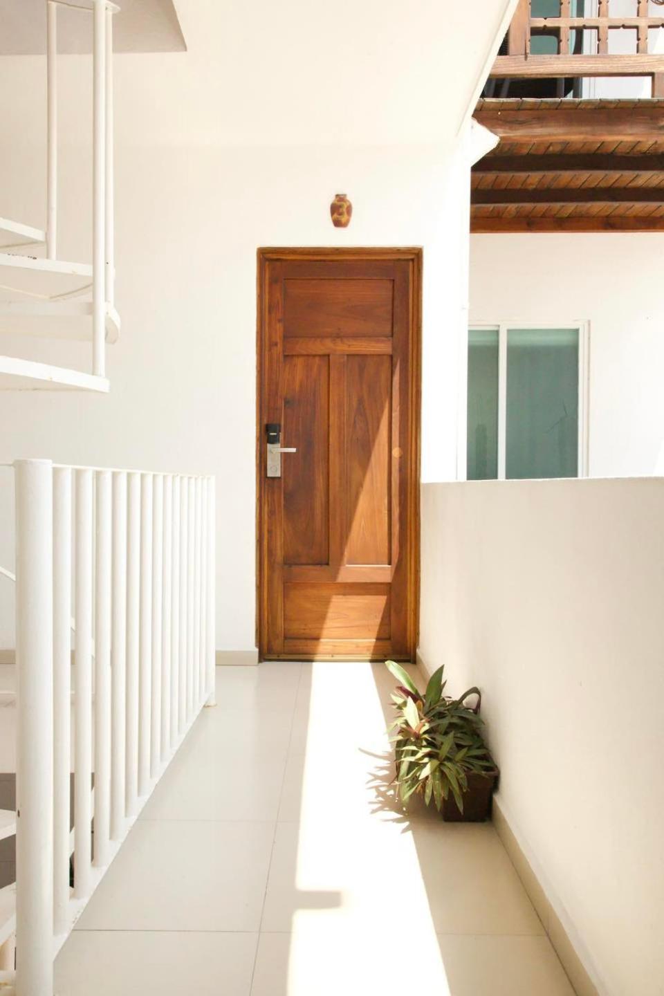 Lalora Hotel & Villas ซาน พาทริชิโอ เมลาเก ภายนอก รูปภาพ