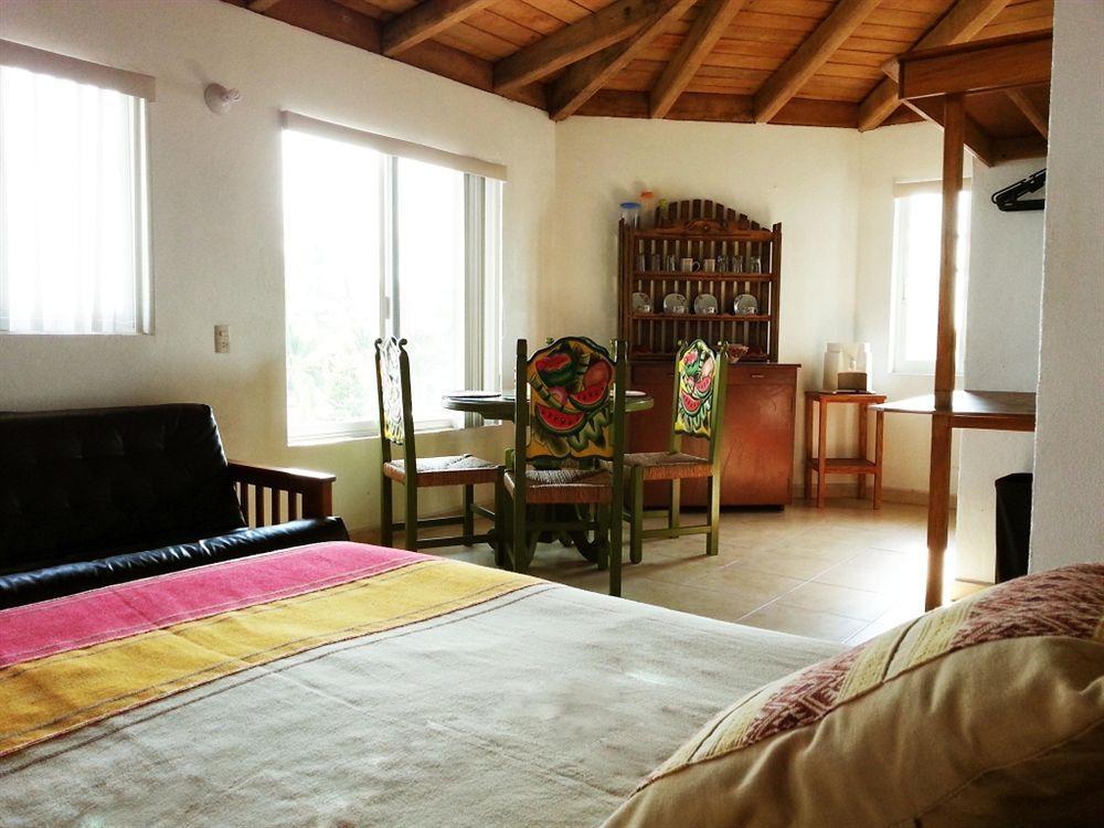 Lalora Hotel & Villas ซาน พาทริชิโอ เมลาเก ภายนอก รูปภาพ